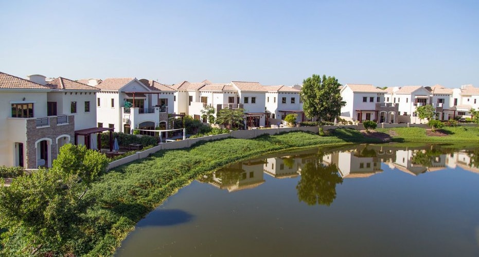 5 tips for buying property in Jumeirah Golf Estates