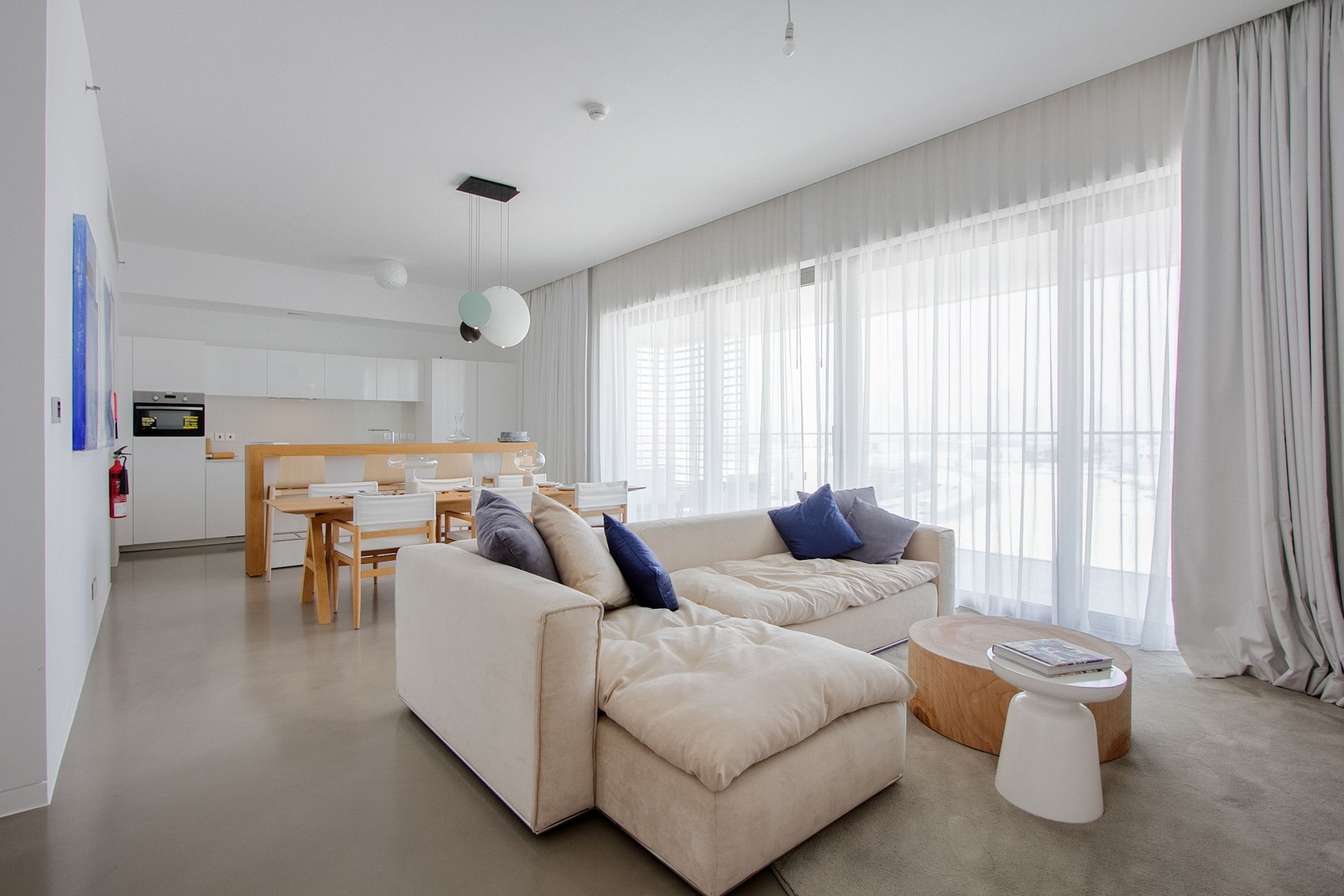 Stunning Sea View Apartment in Luxury Jumeirah beach Resort: Image 1