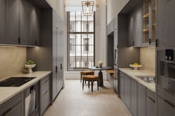 Luxury 2 Bedroom Apartment in Serviced London Residence: Image 4