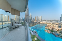 Luxury Penthouse with Spectacular Fountain Views | Owner Occupied: Image 3