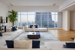 Fully Renovated Loft-style Penthouse Apartment in Dubai Marina: Image 4