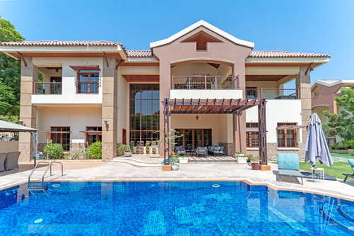 Bespoke Luxury Mansion Villa in Jumeirah Islands: Image 2