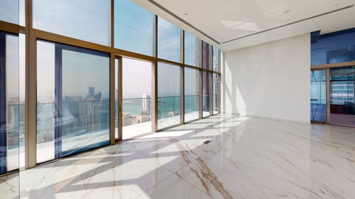 Exclusive Full Floor Luxury Waterfront Apartment in Dubai Marina: Image 2