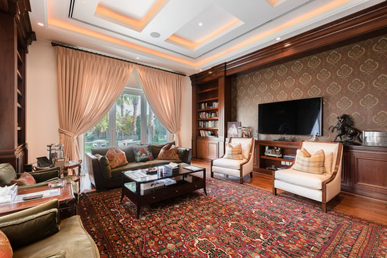 Golf Course Luxury Villa with Skyline Views in Emirates Hills: Image 12