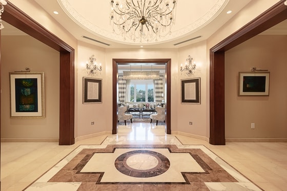 Golf Course Luxury Villa with Skyline Views in Emirates Hills: Image 10
