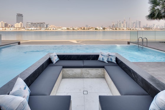 Fully Furnished Beachfront Villa On Palm Jumeirah: Image 27