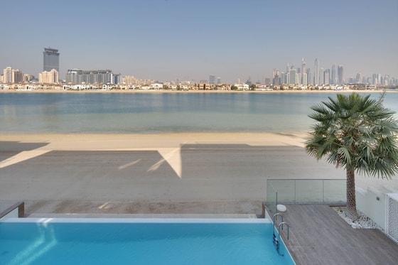 Fully Furnished Beachfront Villa On Palm Jumeirah: Image 29