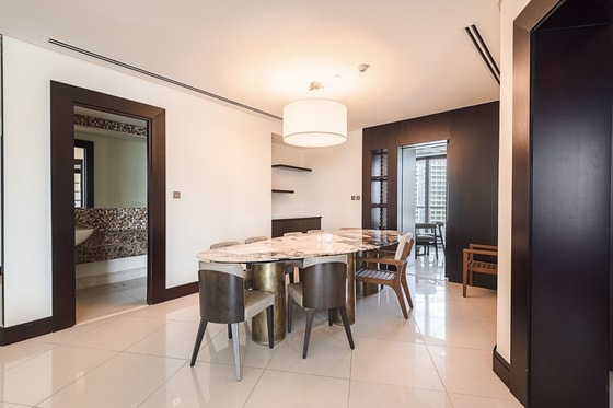 2 Bedroom Serviced Apartment in Downtown Dubai: Image 6
