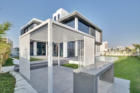 Brand-new Custom-built Villa in Dubai Hills Estate: Image 32