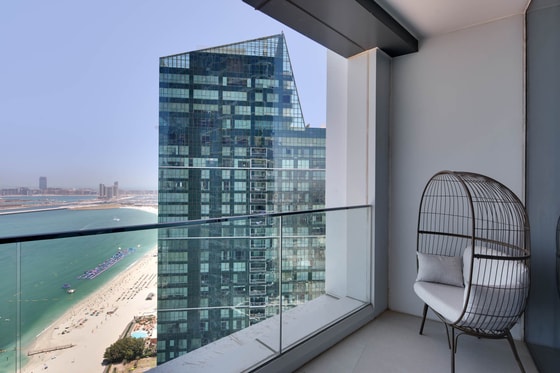 Five Star, Beach View Apartment on Jumeirah Beach Residence: Image 15