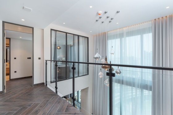 Spacious Luxury Simplex with Balcony in Five-Star One Za’abeel Residence: Image 10