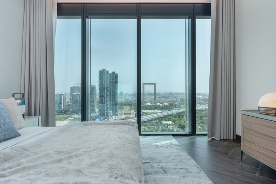 Contemporary Duplex with The Dubai Frame Views in One Za’abeel: Image 13