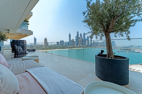 Exquisite VIP Penthouse Apartment on Palm Jumeirah: Image 8