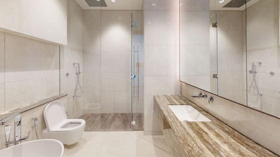 Exclusive Full Floor Luxury Waterfront Apartment in Dubai Marina: Image 7
