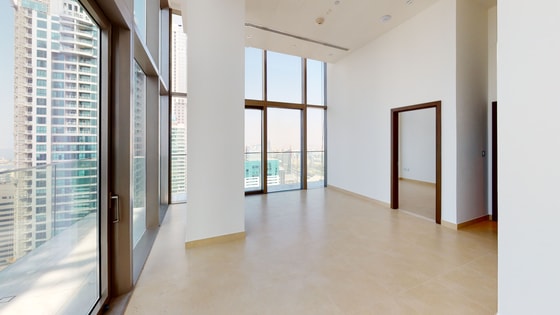 Exclusive Full Floor Luxury Waterfront Apartment in Dubai Marina: Image 25