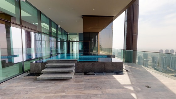 Exclusive Full Floor Luxury Waterfront Apartment in Dubai Marina: Image 24