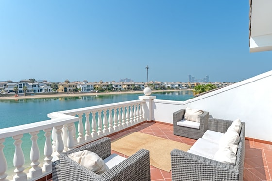 Rare Type Luxury Garden Homes Villa on Palm Jumeirah: Image 38