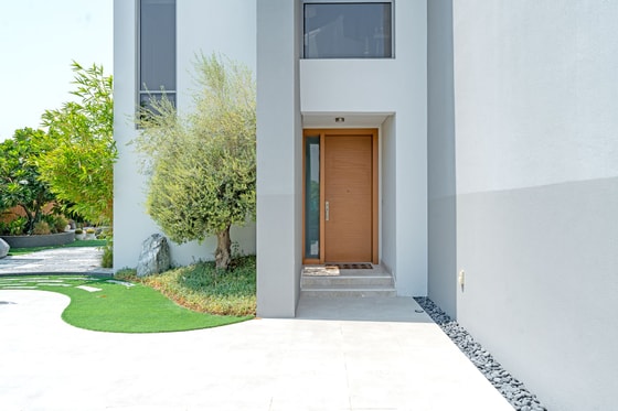 5 bedrooms Sidra Upgraded villa  Prime location Park View: Image 12