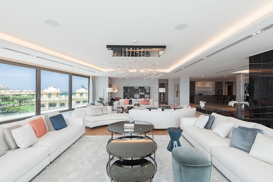 Stunning Apartment with Sea Views on Palm Jumeirah: Image 9