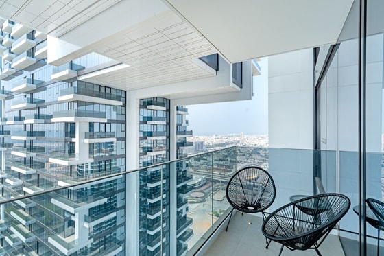 Elegant City Centre Apartment in New Wasl1 Residence: Image 17