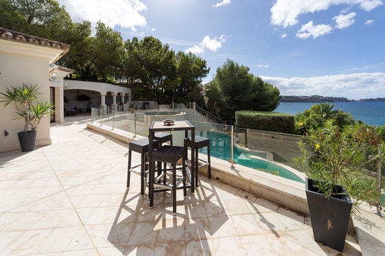 Elegant Villa with Sea Views in Costa de la Calma: Image 16