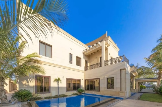 Lake View Luxury 6 Bedroom Villa in Emirates Hills: Image 6