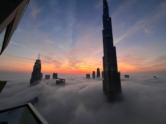 Stunning Full Burj Khalifa Views Apartment in Downtown Dubai: Image 16