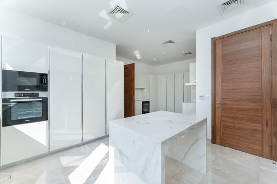 Brand New Luxury Villa in Dubai Hills Estate: Image 21