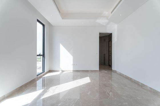 Brand New Luxury Villa in Dubai Hills Estate: Image 10