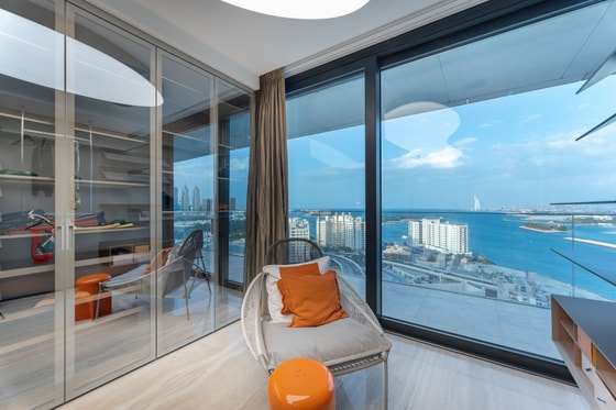 VIP Designer Penthouse in Waterfront Palm Jumeirah Residence: Image 29