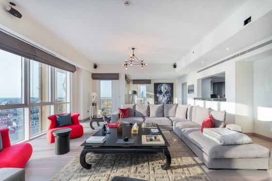 Gorgeous Corner Apartment in Luxury Palm Jumeirah: Image 6