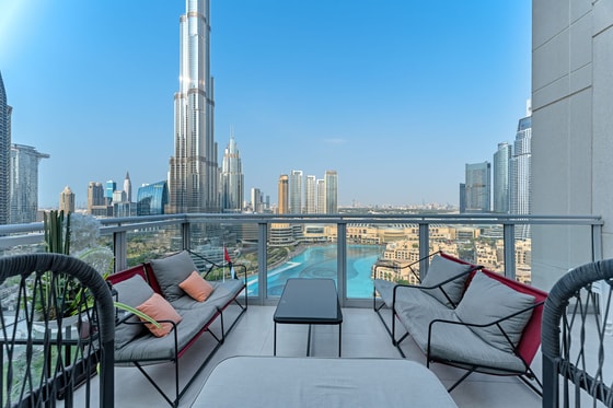 Luxury Penthouse with Spectacular Fountain Views | Owner Occupied: Image 10