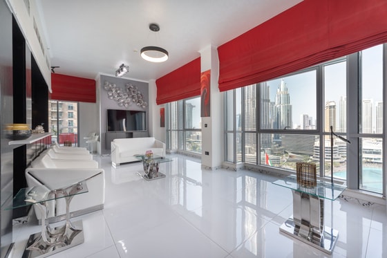 Luxury Penthouse with Spectacular Fountain Views | Owner Occupied: Image 7