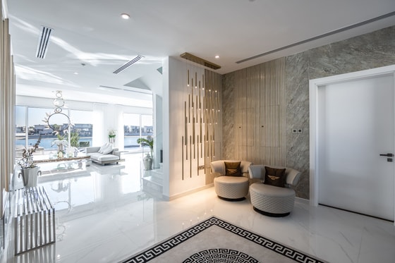 One-of-a-kind ultra-luxury Mansion Villa on Palm Jumeirah: Image 10