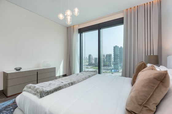 Dubai Frame view apartment in luxury One Za’abeel Residence: Image 12
