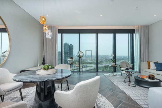 Dubai Frame view apartment in luxury One Za’abeel Residence: Image 6
