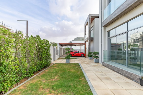 Exclusive, One-of-a-kind Custom Villa in Dubai Hills Estate: Image 2