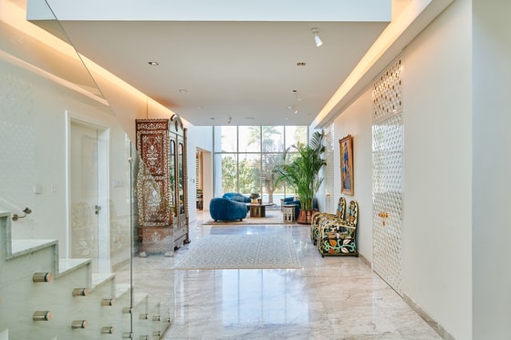 Fully Upgraded Contemporary Villa in Mohammed Bin Rashid City: Image 4