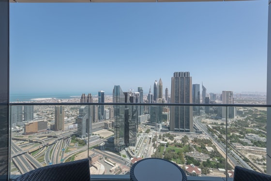 Unique Sky Collection Penthouse | Beautiful Burj Views: Image 15