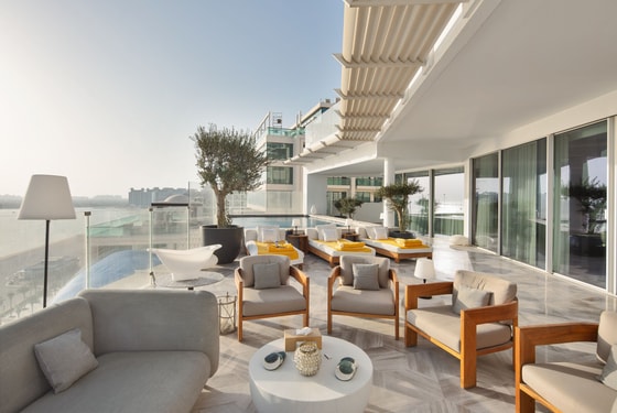 Beachfront Luxury Penthouse on Palm Jumeirah: Image 14