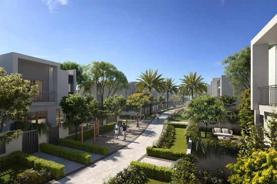 Luxury townhouse with garden in Villanova, Dubailand: Image 4