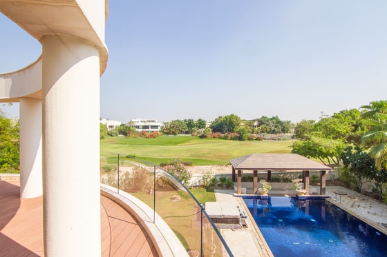 Golf Course Mansion Villa with Skyline Views: Image 28