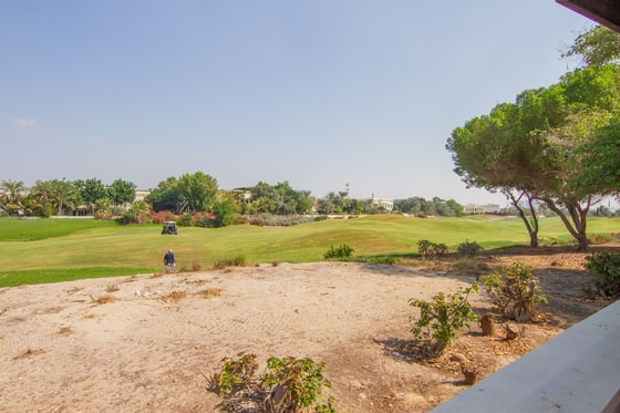 Golf Course Mansion Villa with Skyline Views: Image 33